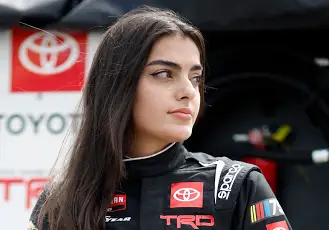 “Toni Breidinger Fires Back at Critics as She Prepares for Full-Time NASCAR Debut”