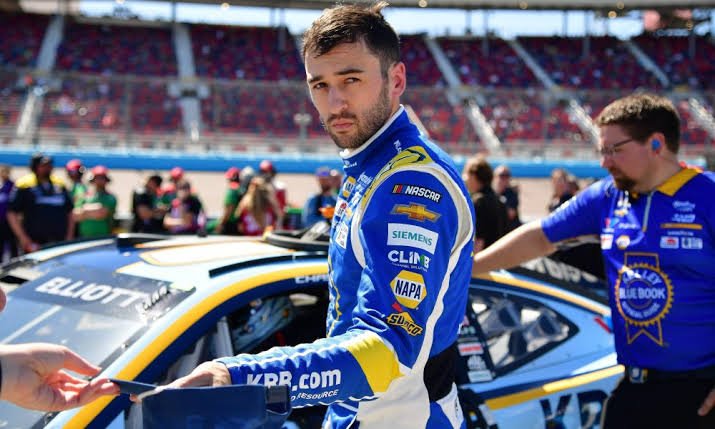 “Chase Elliott Loses Social Media Crown Popularity—Guess Who’s Number One?” – Fans Surprised!”