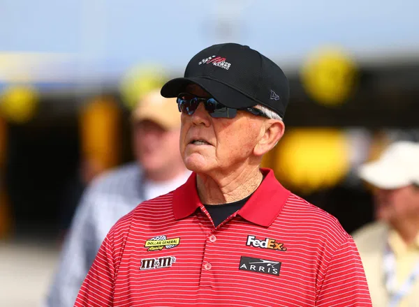 “Joe Gibbs’ New Star Exposes NASCAR’s Harsh Reality in Just 5 Words”