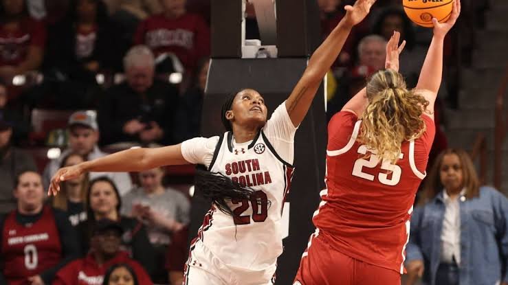 South Carolina WBB Drops to No. 2 Seed in Final NCAA Rankings Ahead of Selection Sunday