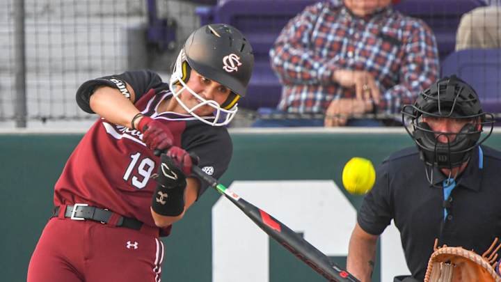 “South Carolina Baseball & Softball Stay Unbeaten in Electrifying Start to 2025!”