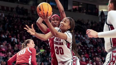 Maryam Dauda Shows Composure Against Arkansas, Leaving Dawn Staley Hopeful for More