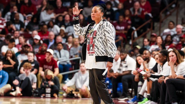 “Dawn Staley Calls Out SEC’s ‘Absurd’ Coin Flip—Then South Carolina Wins No. 1 Seed Anyway!”