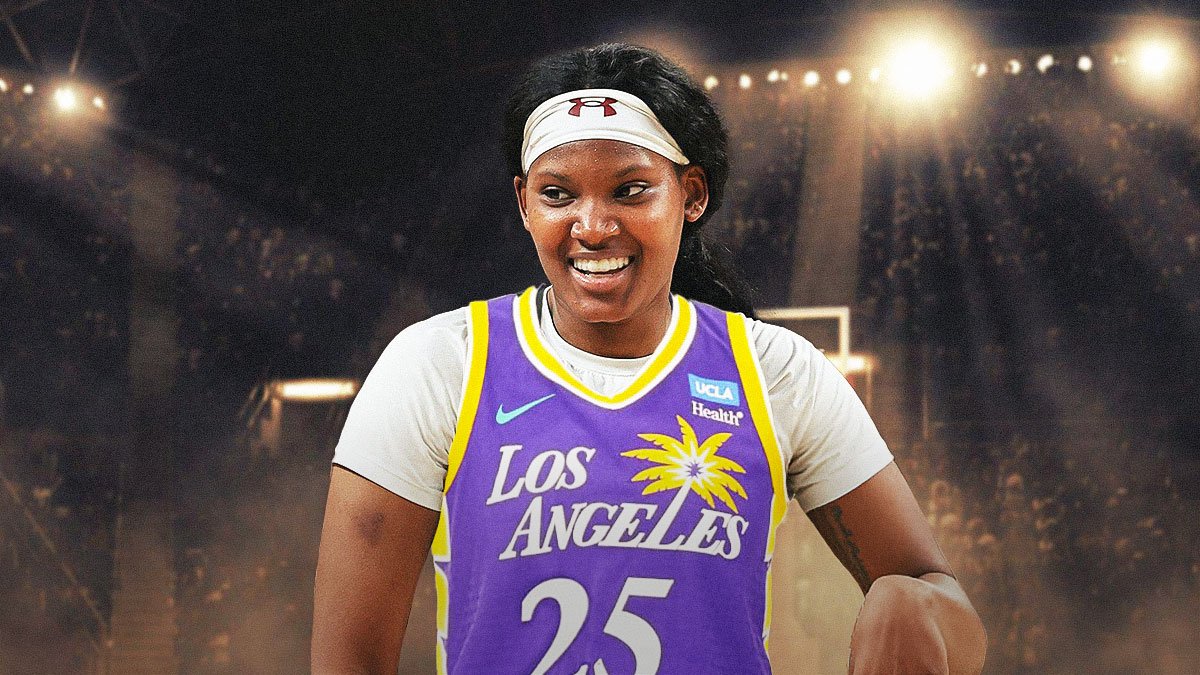 “Sparks Rookie Sania Feagin Opens Up on Eye-Opening WNBA Lessons [Exclusive]”