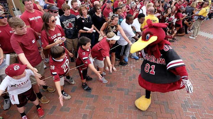 “Cocky Steals the Spotlight in ESPN’s College Football Mascot Power Rankings!”