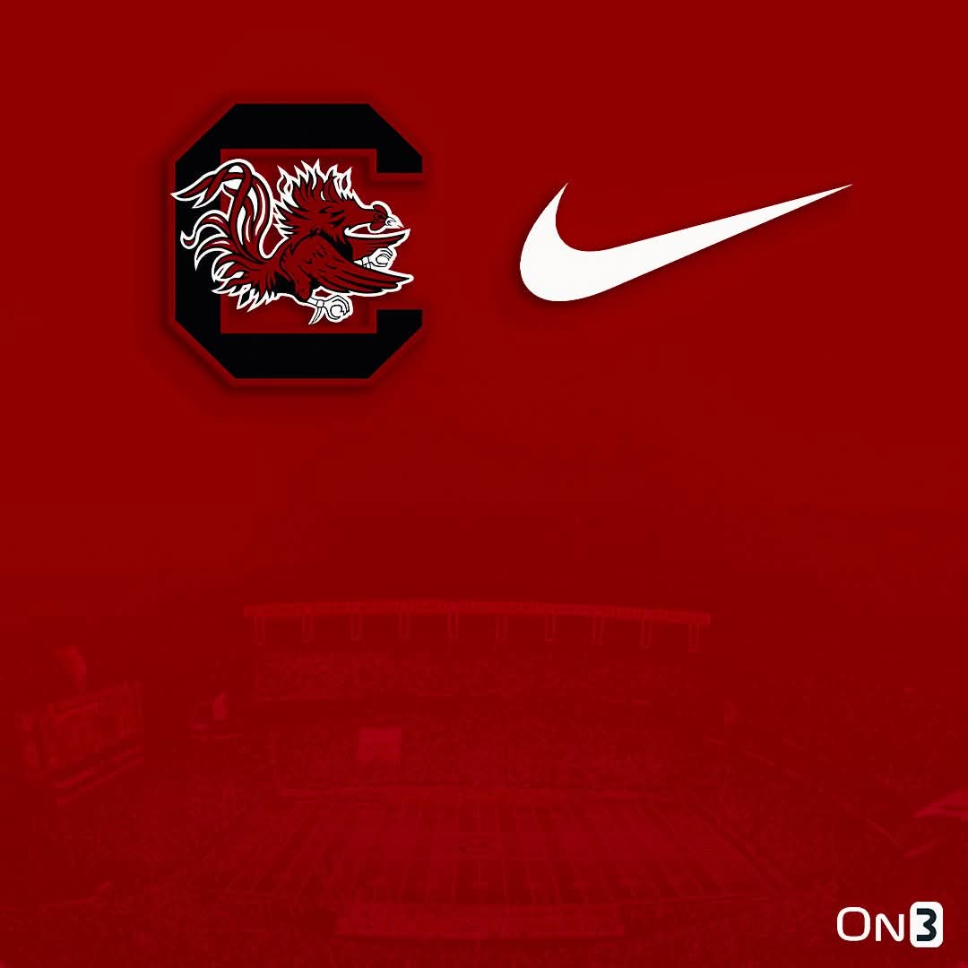 “Gamecocks Ditch Under Armour: Nike Swoosh Set to Take Over South Carolina Athletics in 2026”