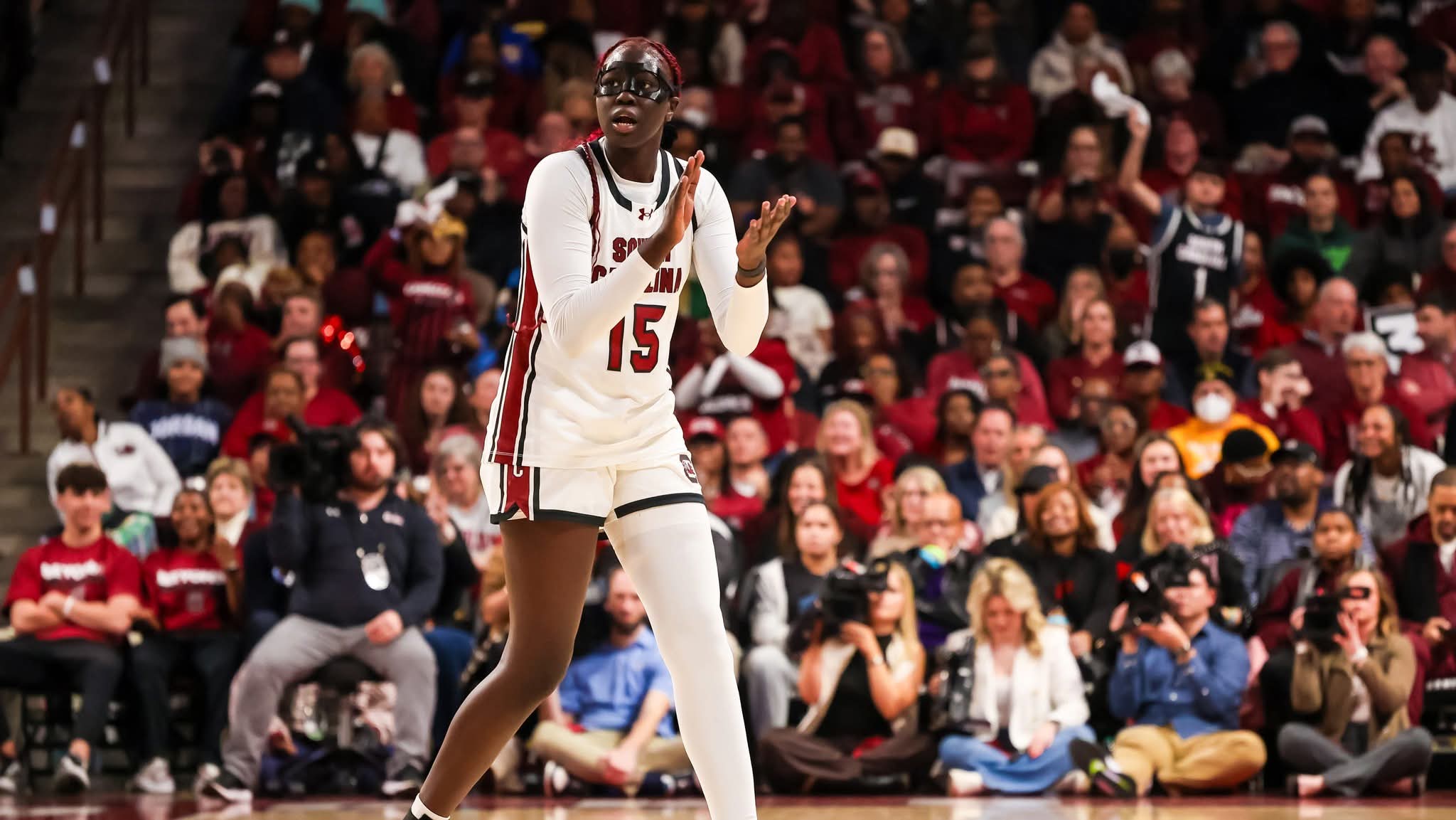 “Late Injury Update: Why Dawn Staley’s Star Won’t Suit Up for South Carolina vs Coppin State”