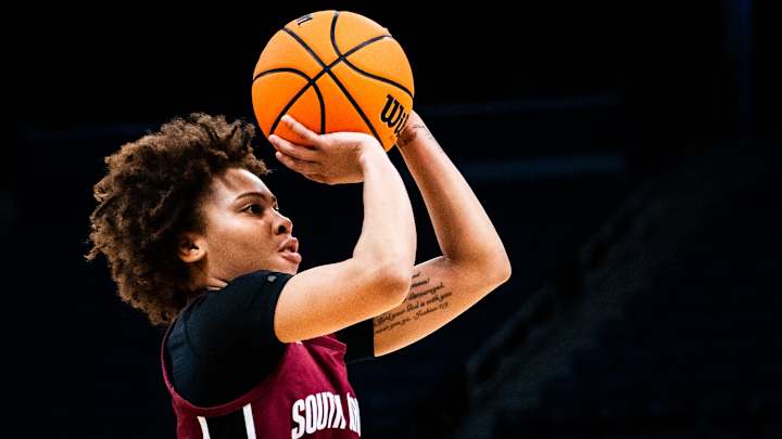 More Than a Patch: How Maddy McDaniel Honors Her Mother’s Cancer Survival Through Basketball