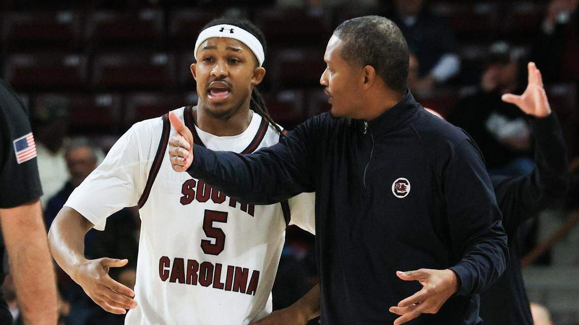 Paris: Late-Game Execution Haunts Gamecocks in Texas Loss